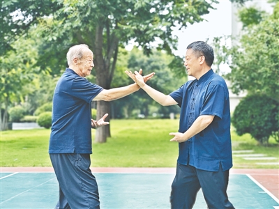 但他既青睐, 控制的科学, 人的武道人