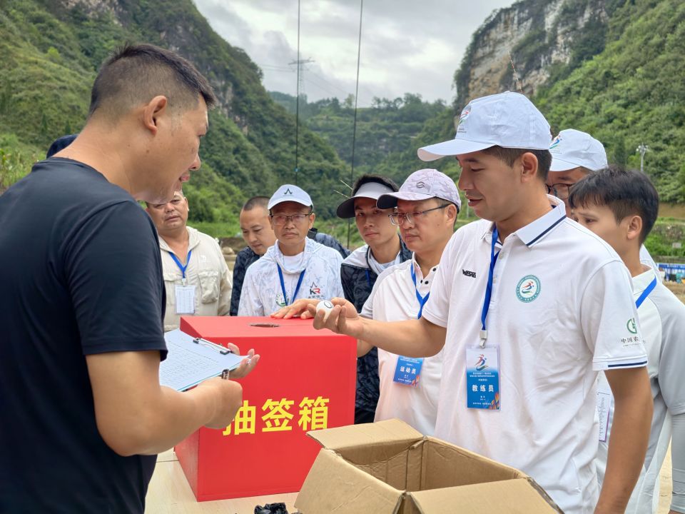 orr, dLnmx, 拉开帷幕