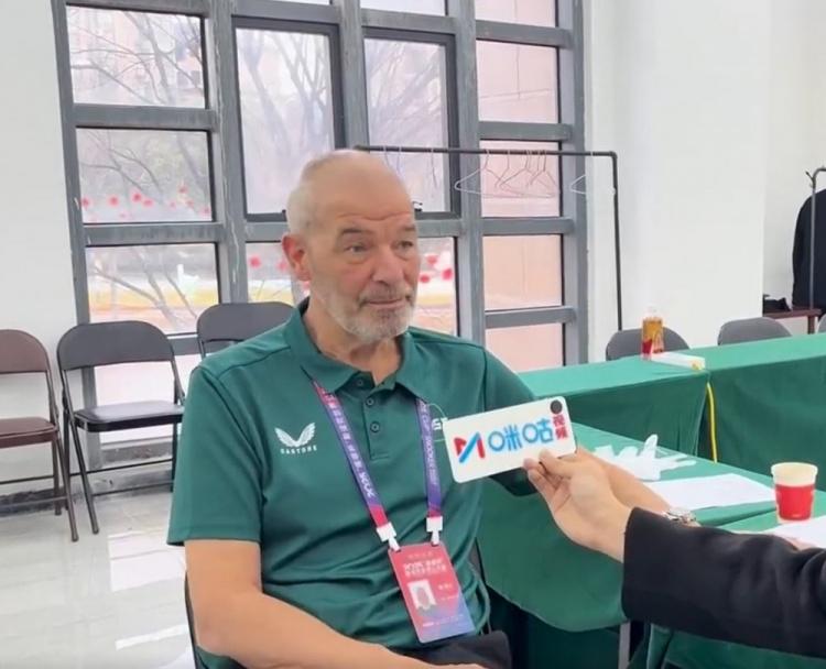 哈斯辉煌的 哈斯辉煌的