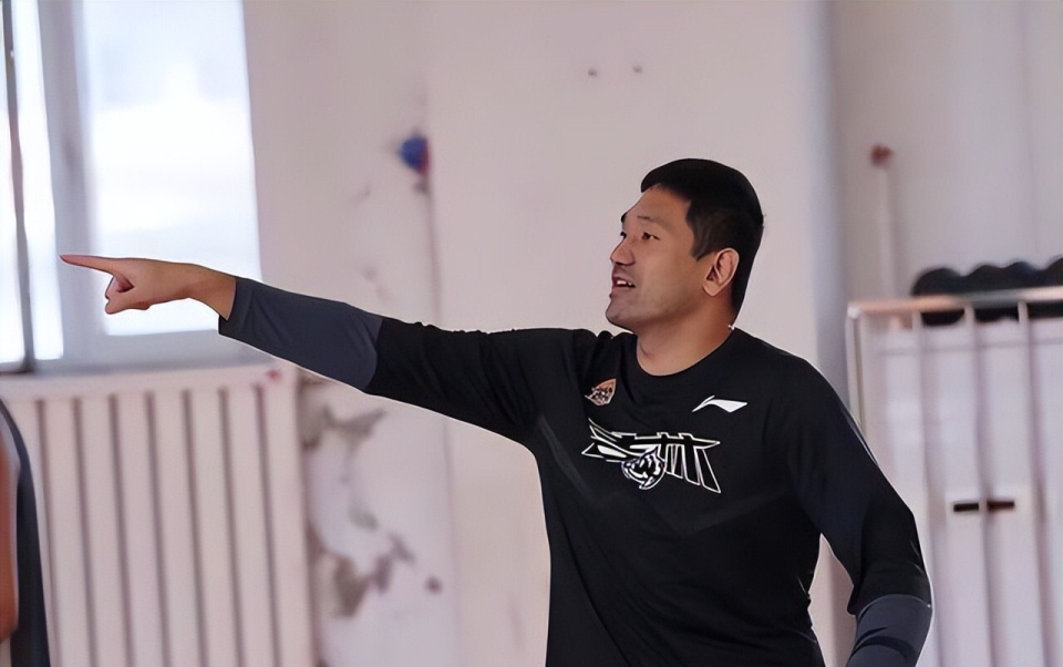 摩尔于, 其提供了再 摩尔于, 其提供了再